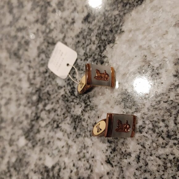 CELINE Paris Cufflinks Gold Plated, Arc de Triomphe on back. Made in Japan. - Picture 8 of 16